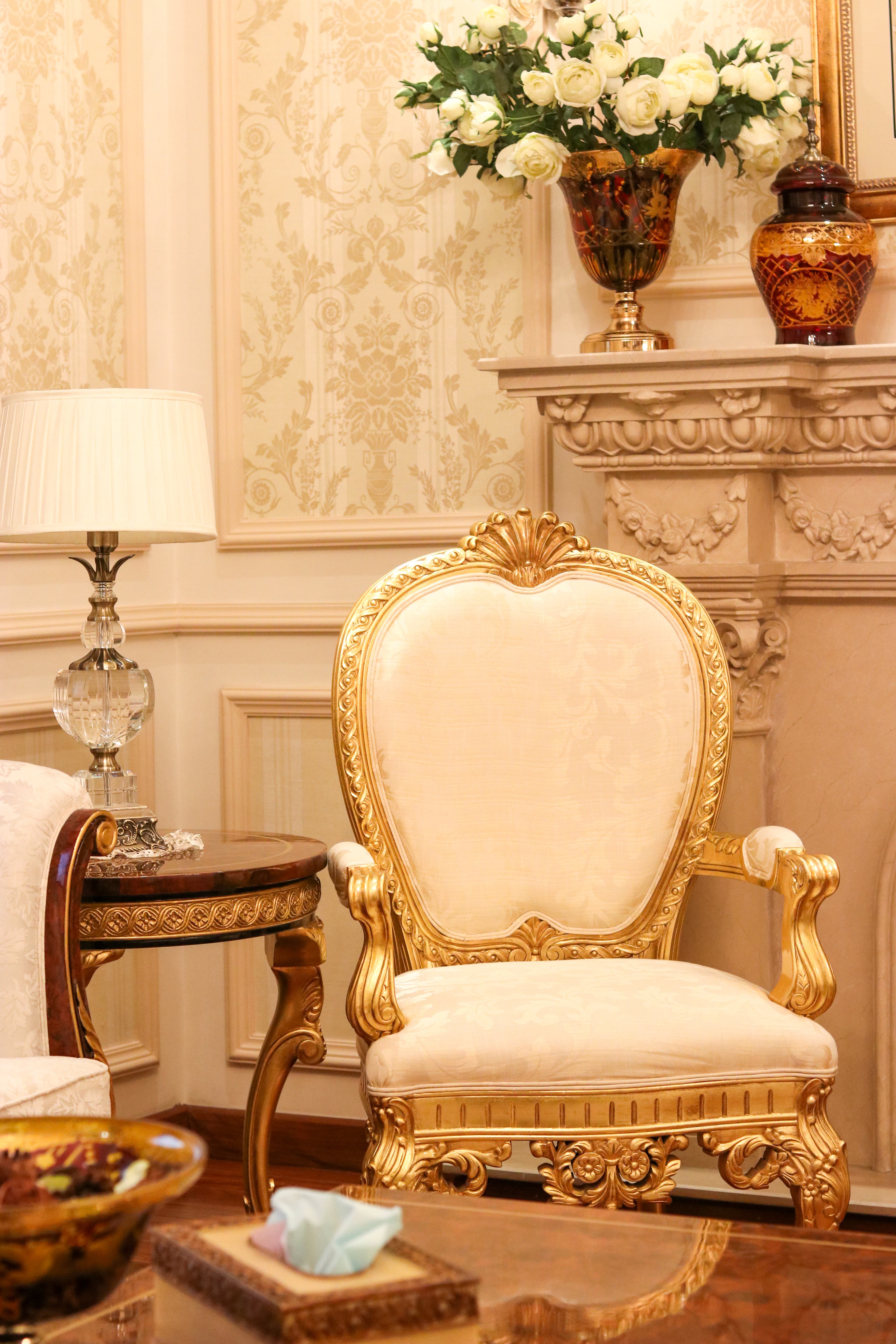Royal Furnitures