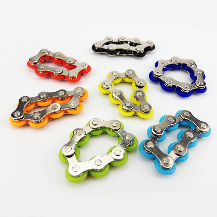 Cross-border hot sale Key Ring Fidget fingertip gyro Key Ring chain buckle to relieve pressure decompression chain