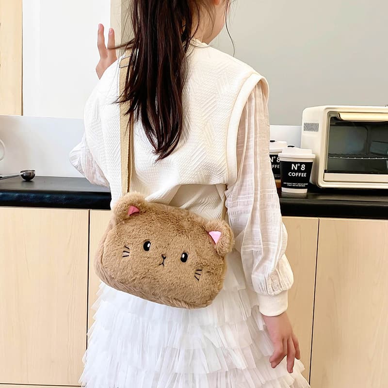 Autumn and Winter Furry Bags for Women New Korean Style Embroidered Kitten Plush Kidsren's Bag Plush Personalized Ladies Shoulder Crossbody