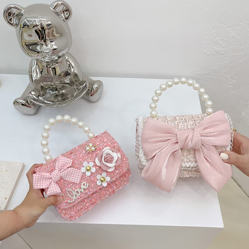 New Korean Version of Fashionable Woolen Cotton and Linen Girls' Bow Pearl Hand-Held Accessories Handbags Women's Bags