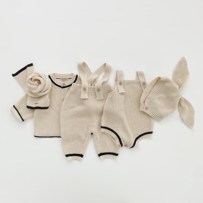 2023 spring and autumn baby sweater suit newborn baby sweater jumpsuit cardigan coat hat scarf suit