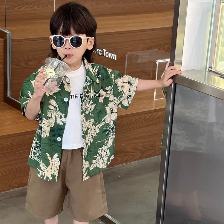 Boys' Street-Style Printed Shirts, Stylish Hong Kong-Style Boys' Shirts, Vacation Children's Shirts, Men's Summer Short-Sleeved Tops