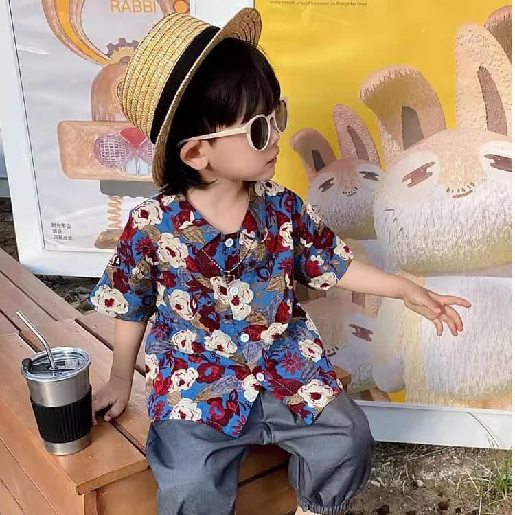 Boys' Shirts Summer Wear 2026 New Style Kidsren's Hong Kong Style Short-Sleeved Shirts Trendy and Cool Boys' Summer Tops