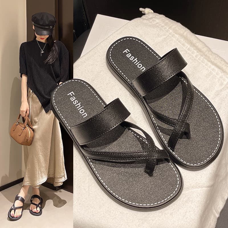 Slippers for Women 2025 Summer Outer Wear Fashionable Korean Style Sandals and Slippers French Fairy Style Flats Beach Shoes