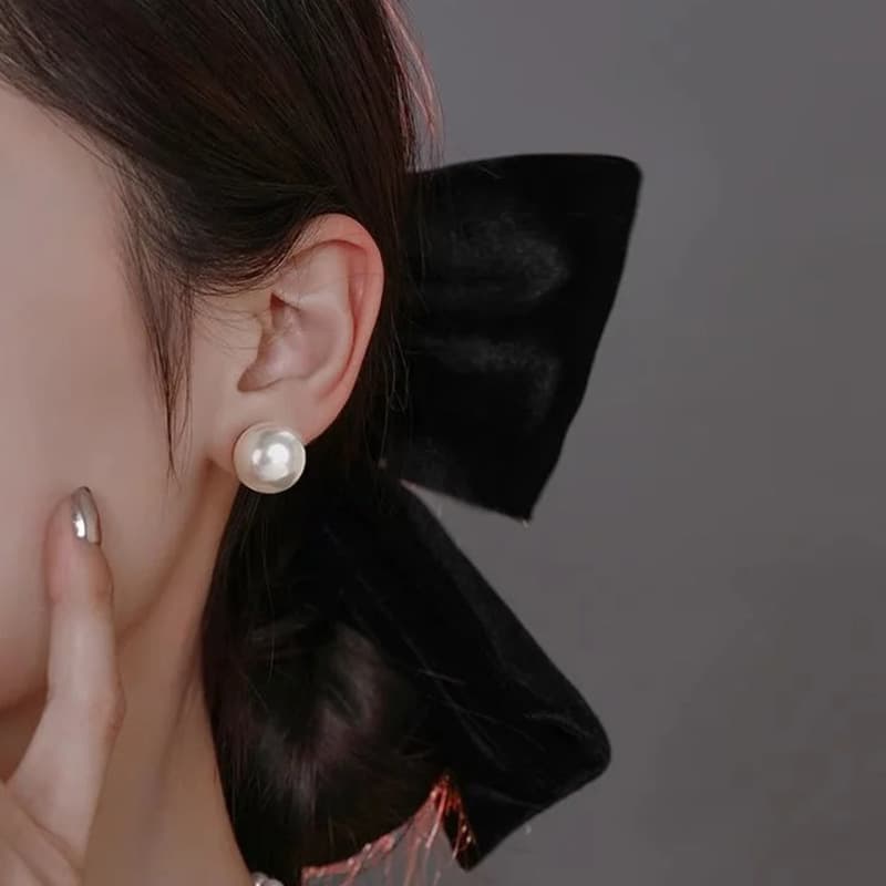 S925 Silver Needle Pearl Earrings Aurora White High-Gloss Pearl Earrings Abs Earrings Douyin Hot Sale Wholesale