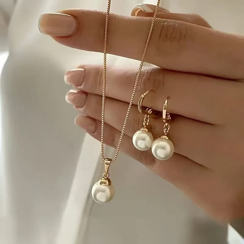 New Pearl Pendant Necklace Earrings suit Light Luxury Fashion suit All Match Exquisite Memorial Jewelry in stock Wholesale