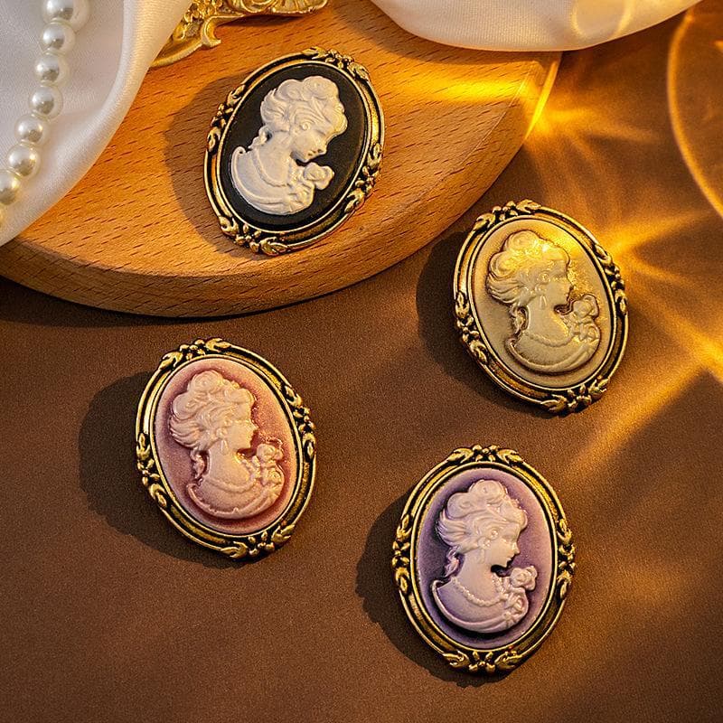 European and American Medieval Anaglyph Beauty Head Brooch High-end Retro Palace Style portrait Clothes Accessories Brooch for Women