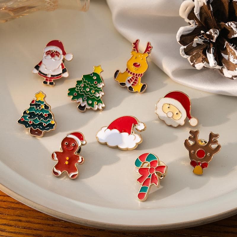 Creative Gingerbread Man Santa Claus Brooch Cartoon Christmas Tree Drop Oil Clothes Pin Elk Crutch Brooch for Women